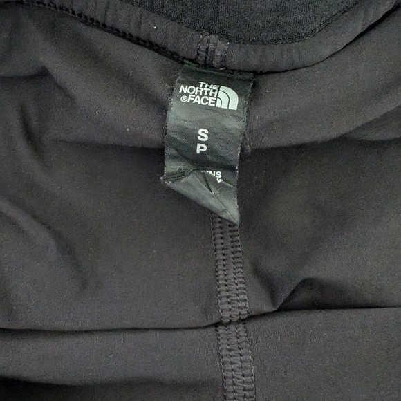 The North Face Flight Stridelight 2 in 1 shorts - Picture 7 of 8